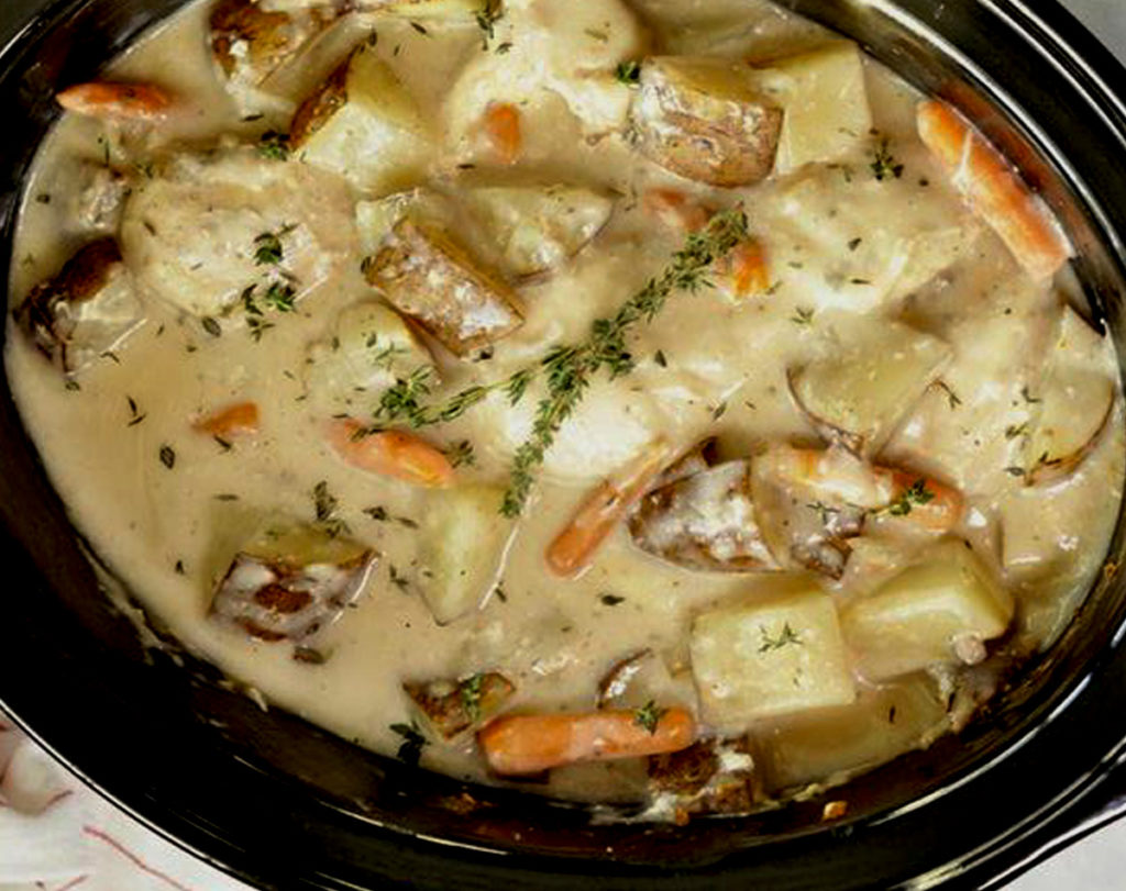 Crock Pot Creamy Ranch Chicken And Potatoes 