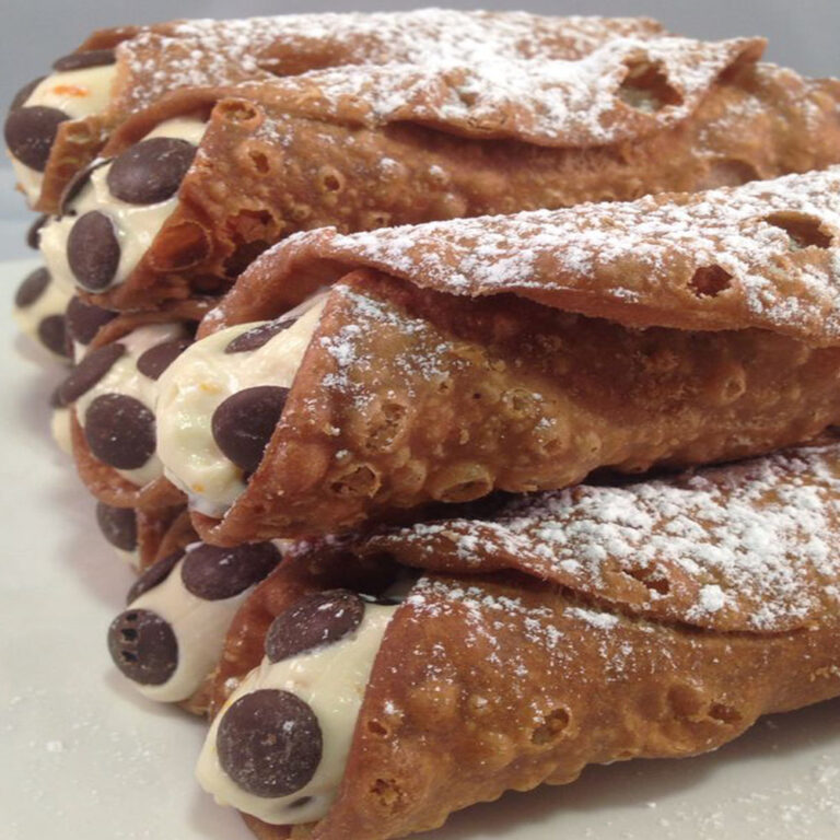 CRISPY CANNOLI SHELLS RECIPE | superfashion.us