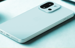 OnePlus 13T Front Design: "OnePlus 13T sleek OLED display with minimal bezels and fingerprint scanner.
